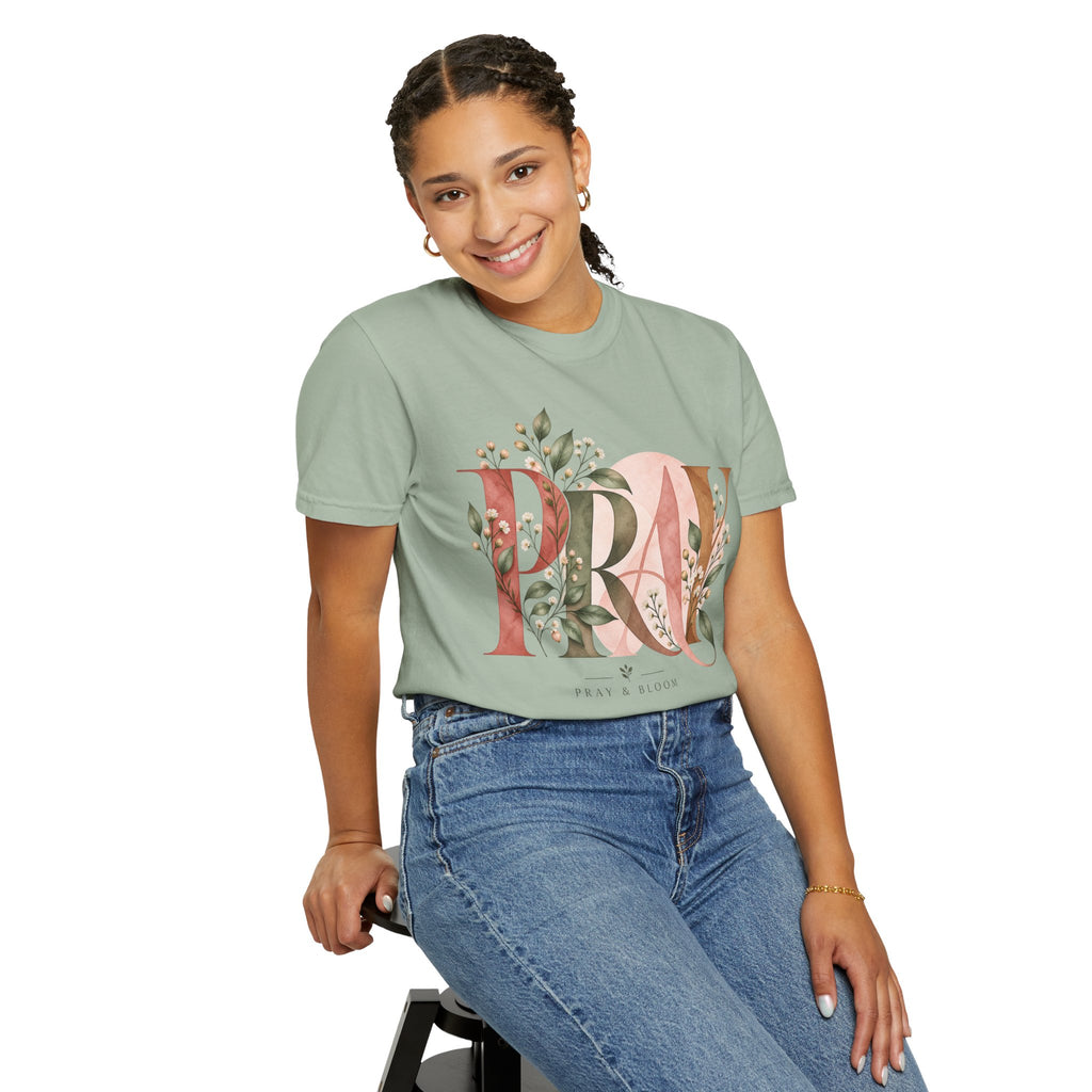 PRAY Botanical Christian T-Shirt | Faith-Inspired Floral Tee | Pray & Bloom
