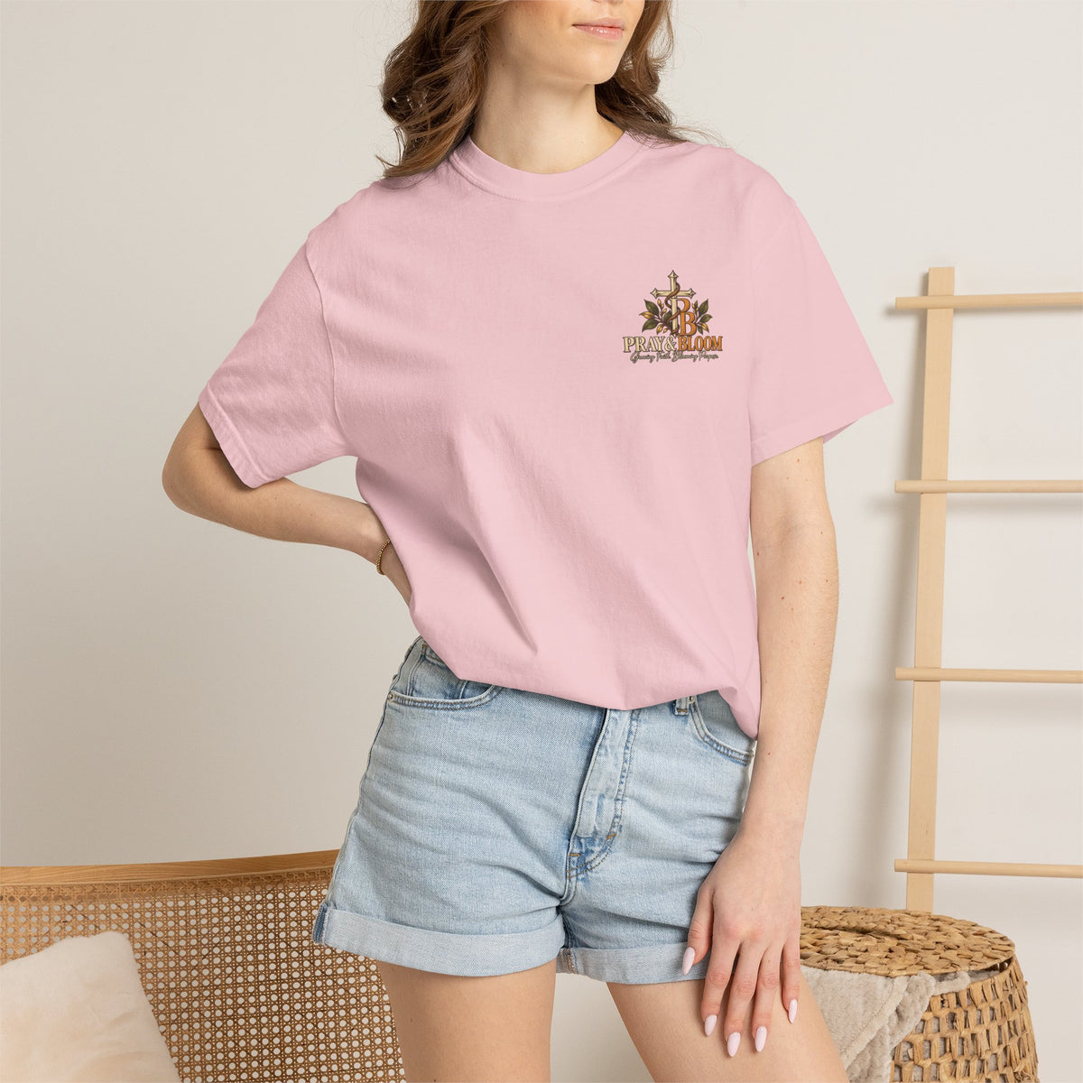 Grounded and Rooted in Him Christian T- Shirt | Pray & Bloom